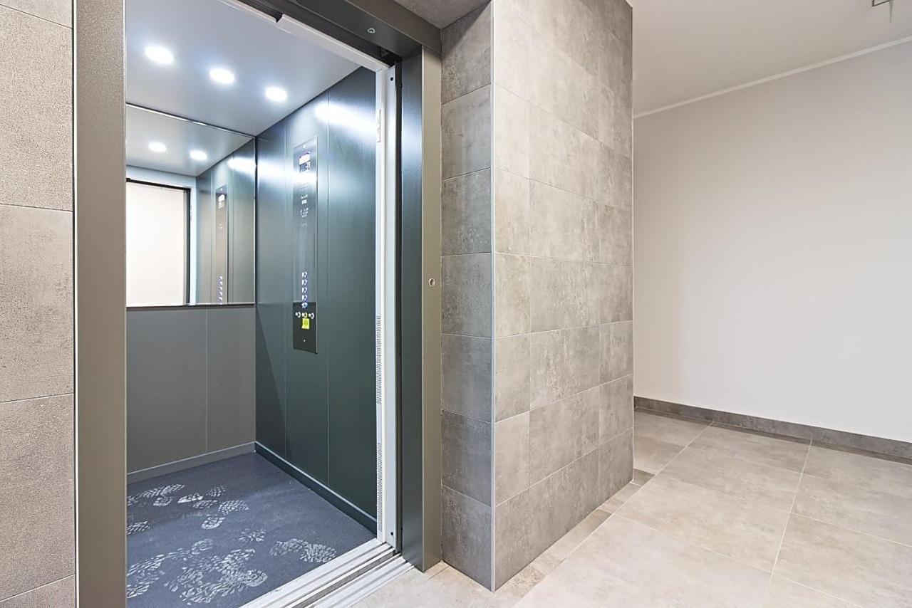 Varsovia Residence Apartament 19 Parking Elbląg Eksteriør billede